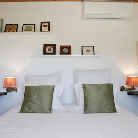 Дом отдыха Flh Mira Guincho House With Sea View And Garden *