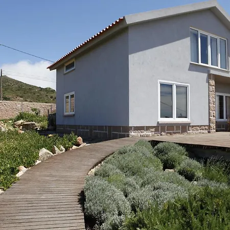 Дом отдыха Flh Mira Guincho House With Sea View And Garden *