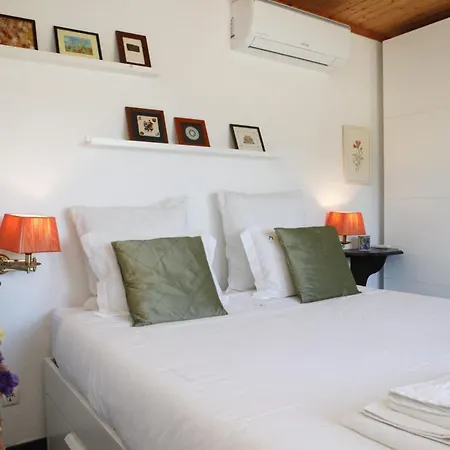 Дом отдыха Flh Mira Guincho House With Sea View And Garden Алкабидеше