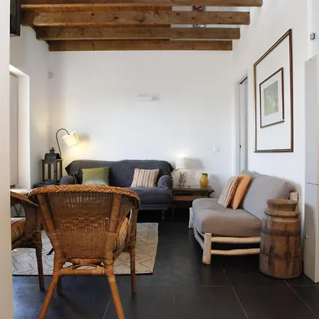 Дом отдыха Flh Mira Guincho House With Sea View And Garden *