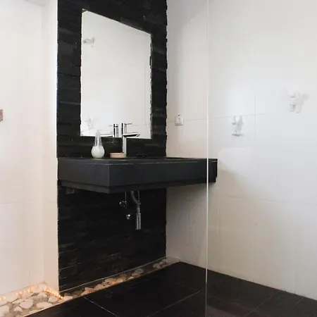 Flh Mira Guincho House With Sea View And Garden Алкабидеше