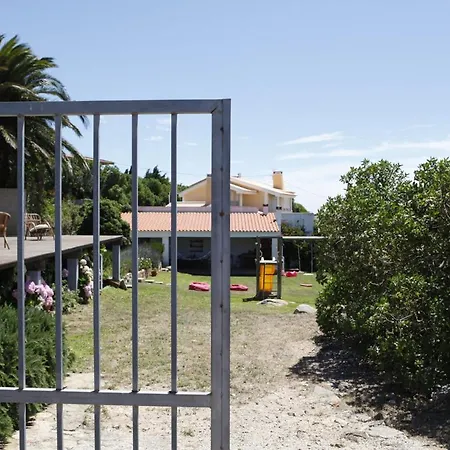 Дом отдыха Flh Mira Guincho House With Sea View And Garden *