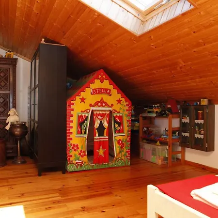 Дом отдыха Flh Mira Guincho House With Sea View And Garden *